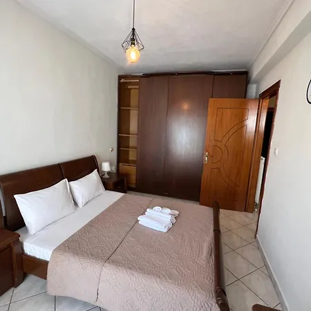 George Néa Péramos